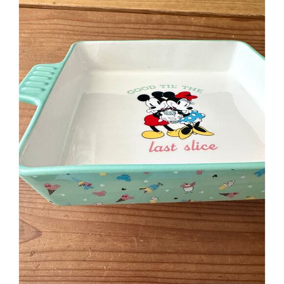 DISNEY EATS Mickey & Minnie Mouse Ceramic Baking Dish "Good Till the Last Slice" - Picture 5 of 9